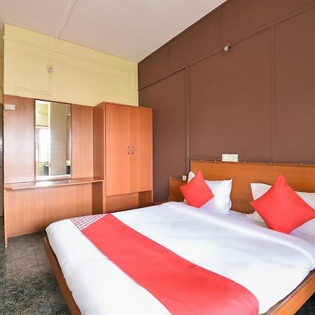 Oyo 63264 Hotel Shamiana Pandharpur Luaran gambar