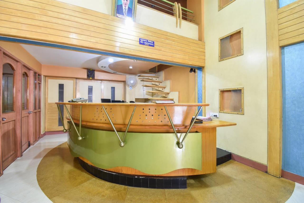 Oyo 63264 Hotel Shamiana Pandharpur Luaran gambar