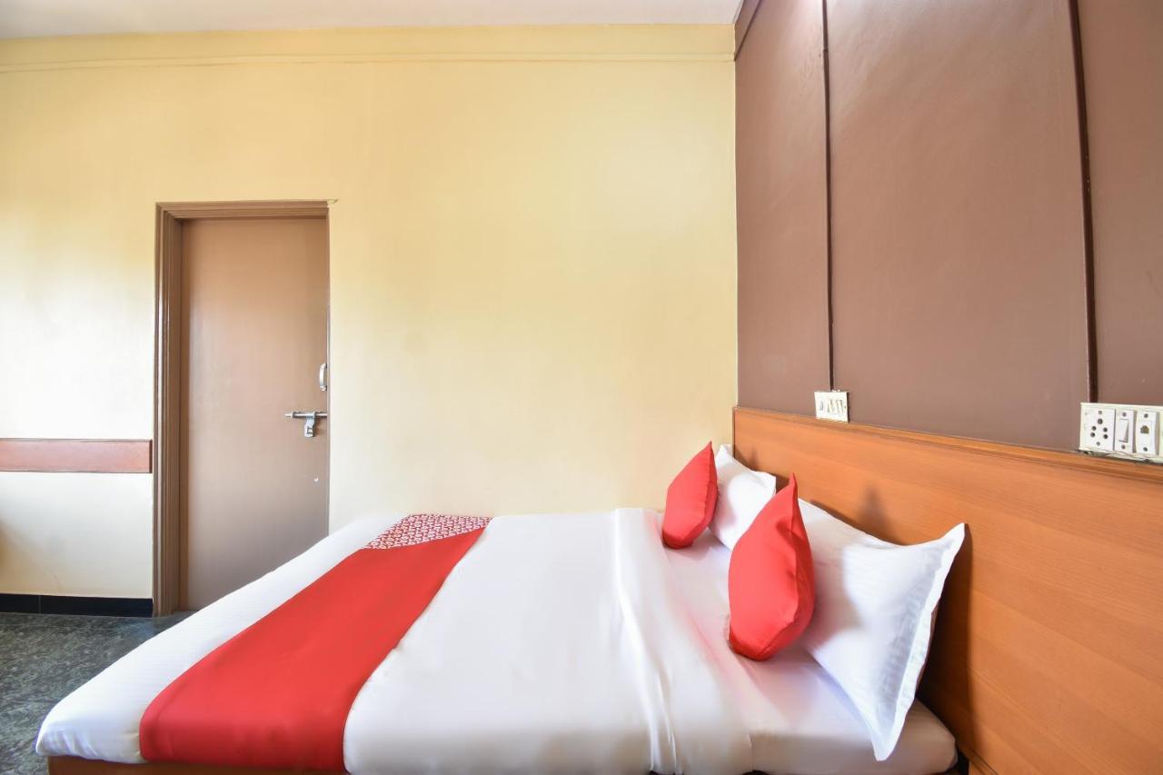 Oyo 63264 Hotel Shamiana Pandharpur Luaran gambar